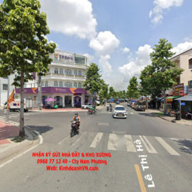 Bán nhà mặt tiền đường Lê Thị Hà